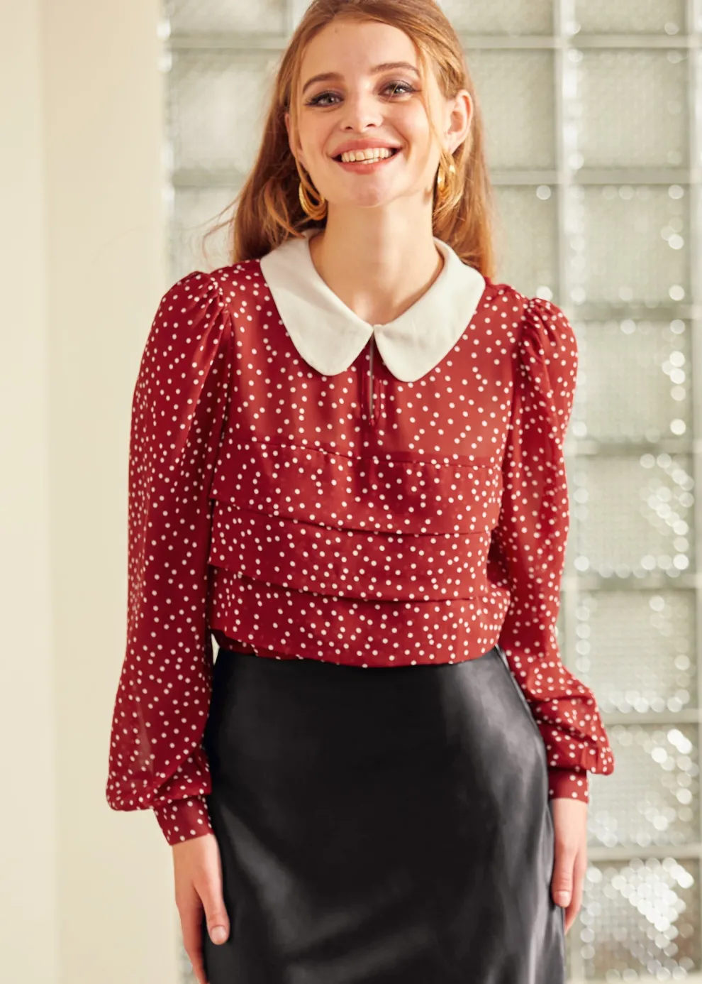 Essence of Every Era Pan Collar Blouse