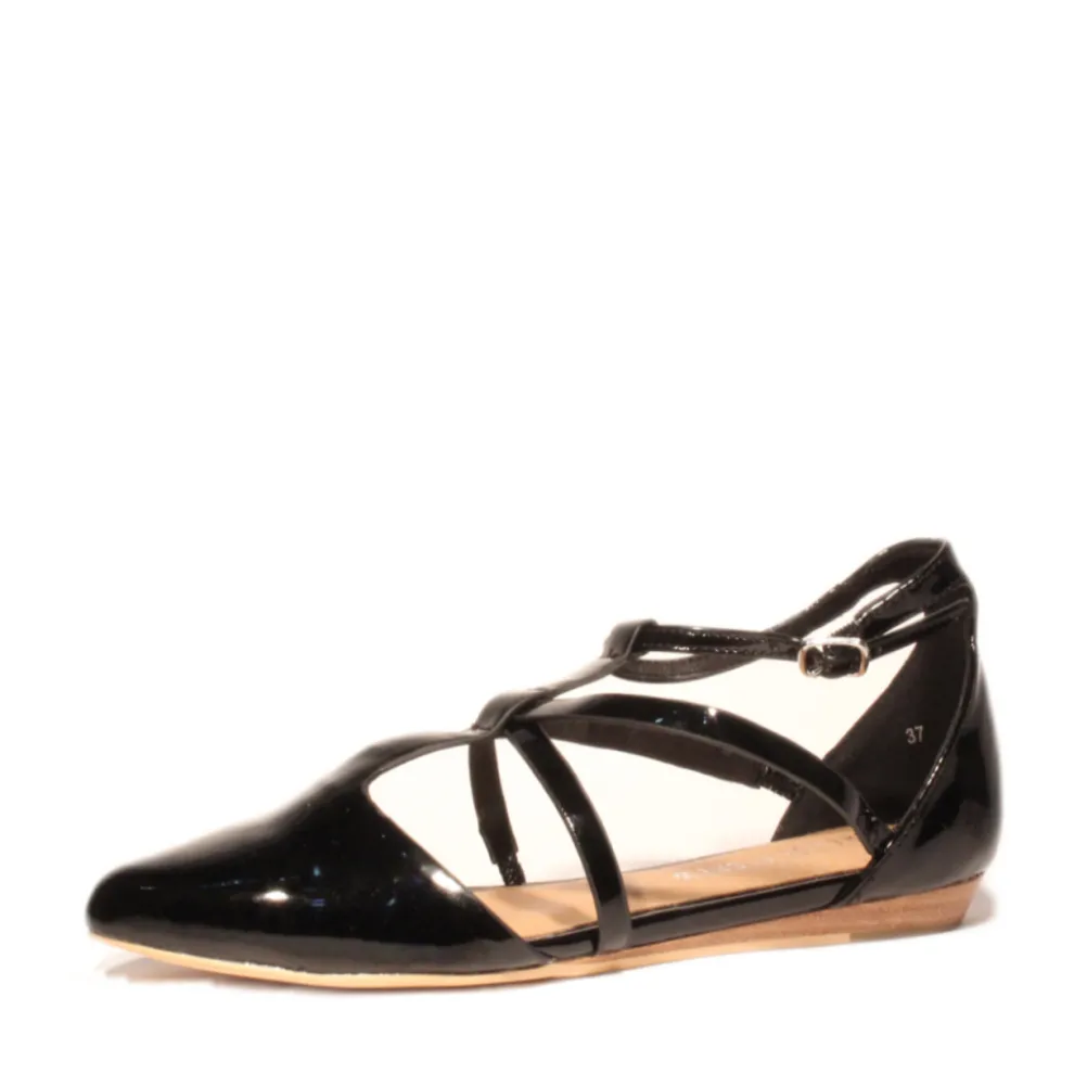 Gadget Multi Strap Flats