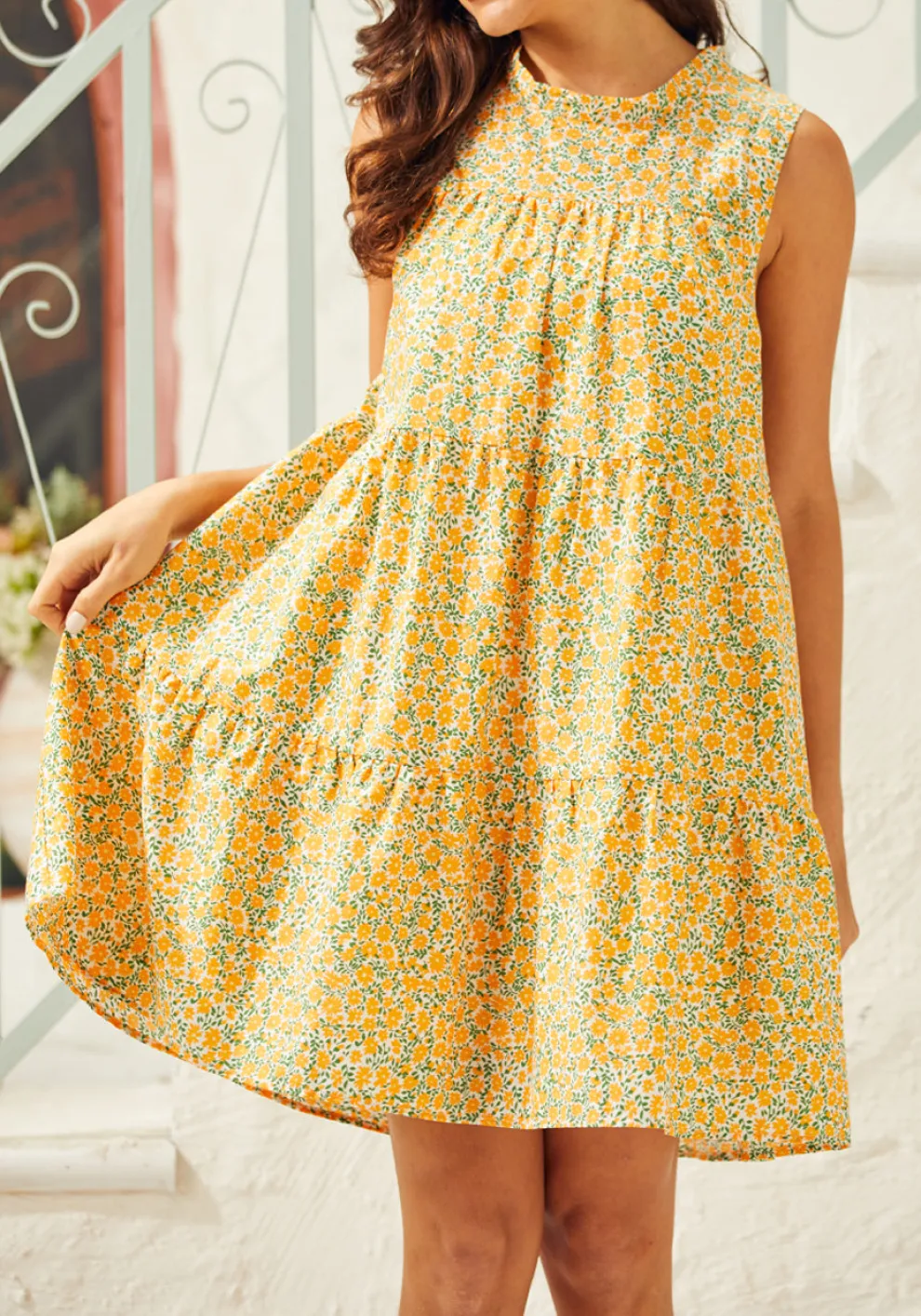 Garden Glamour Sleeveless Shift Dress
