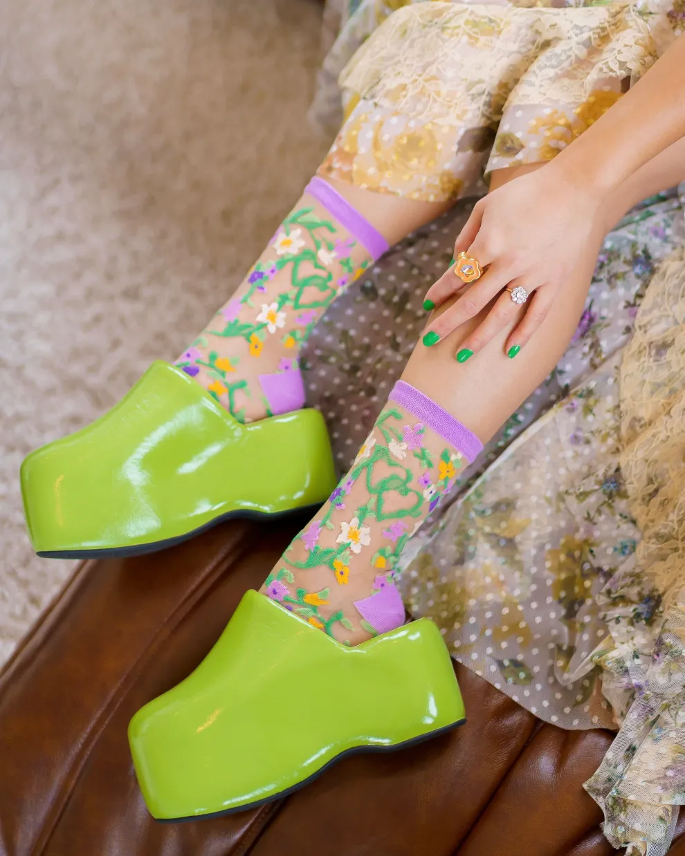 Heart Floral Sheer Crew Sock