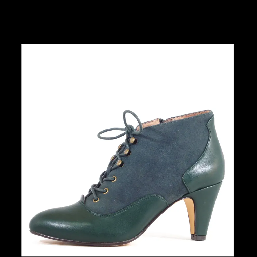 Izzy Vintage Booties