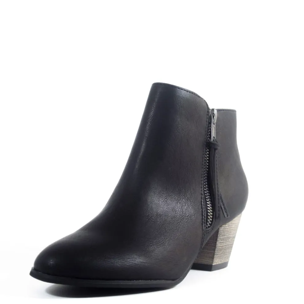 Logan Western Booties