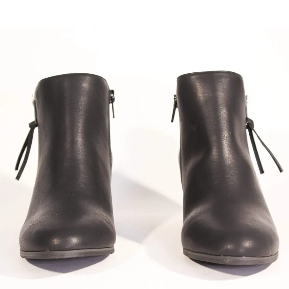 Logan Western Booties