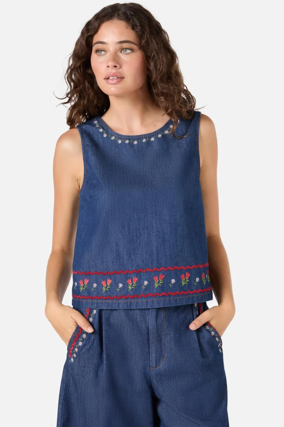 Meadow Embroidered Top