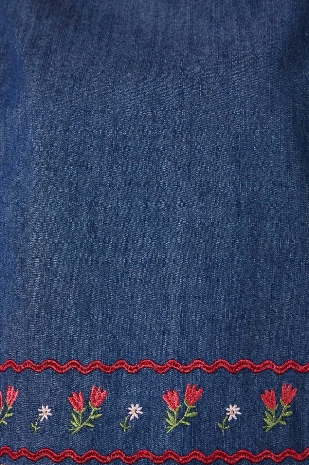 Meadow Embroidered Top