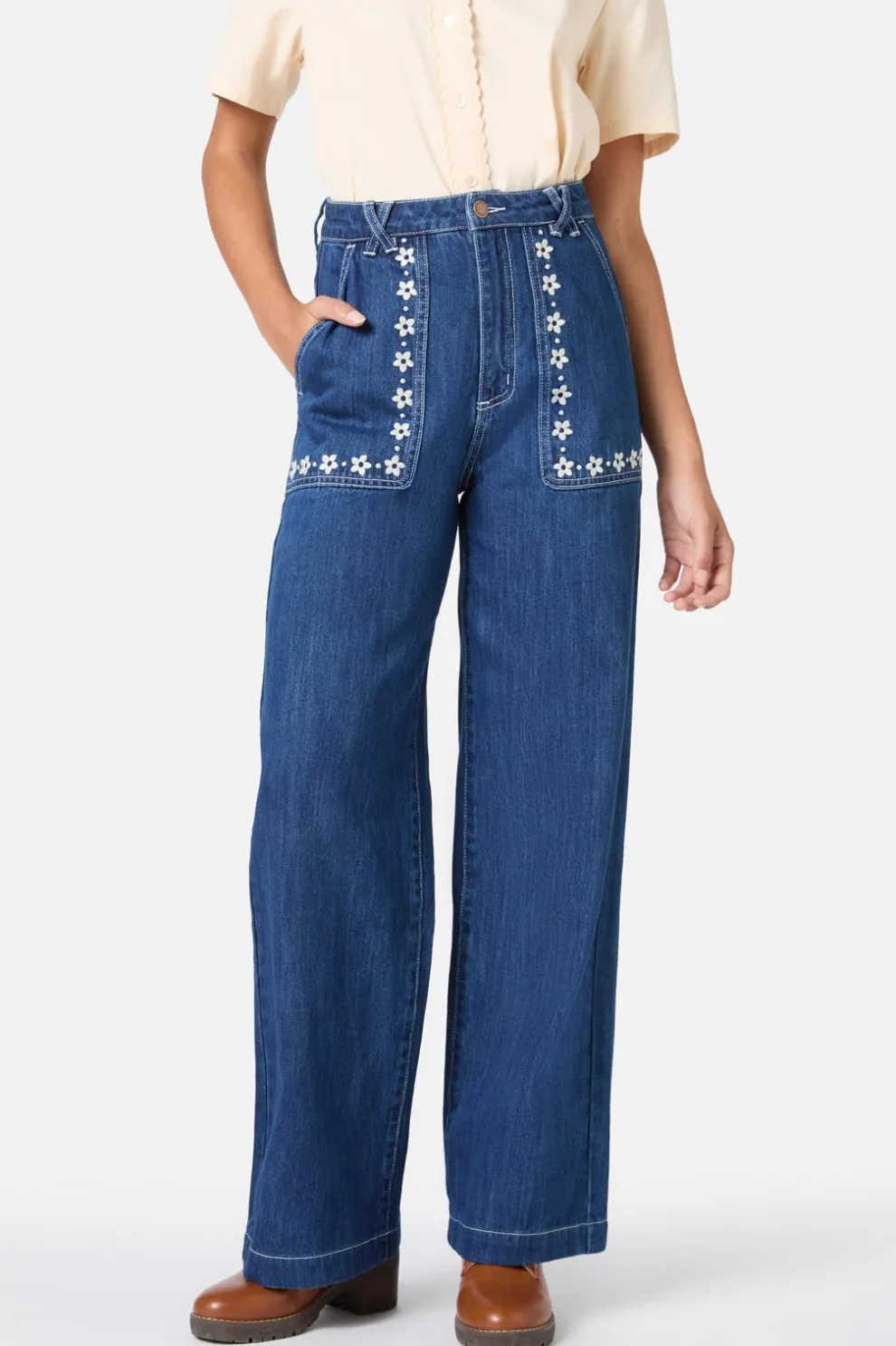 Meg Daisy Embroidered Jean