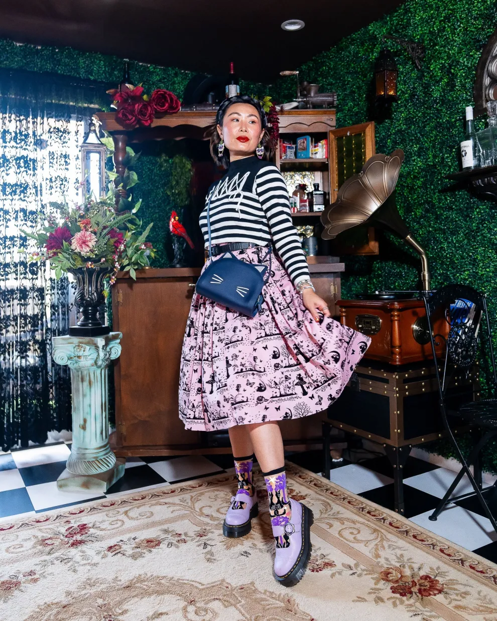 Nocturnal Cats Sheer Crew Sock