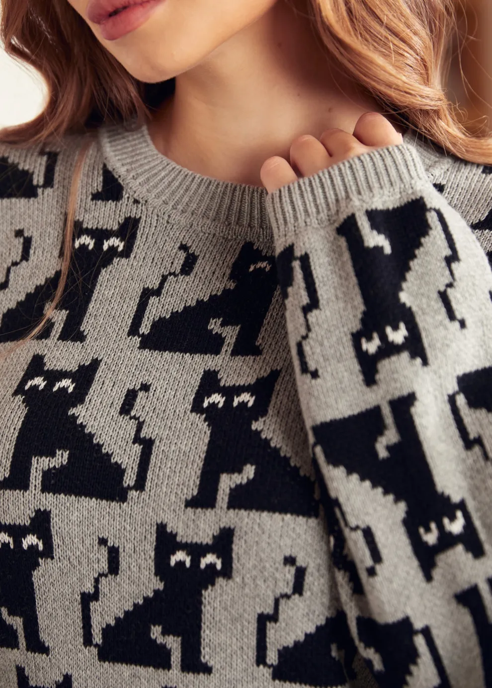 Notes of Nostalgia Crewneck Pullover