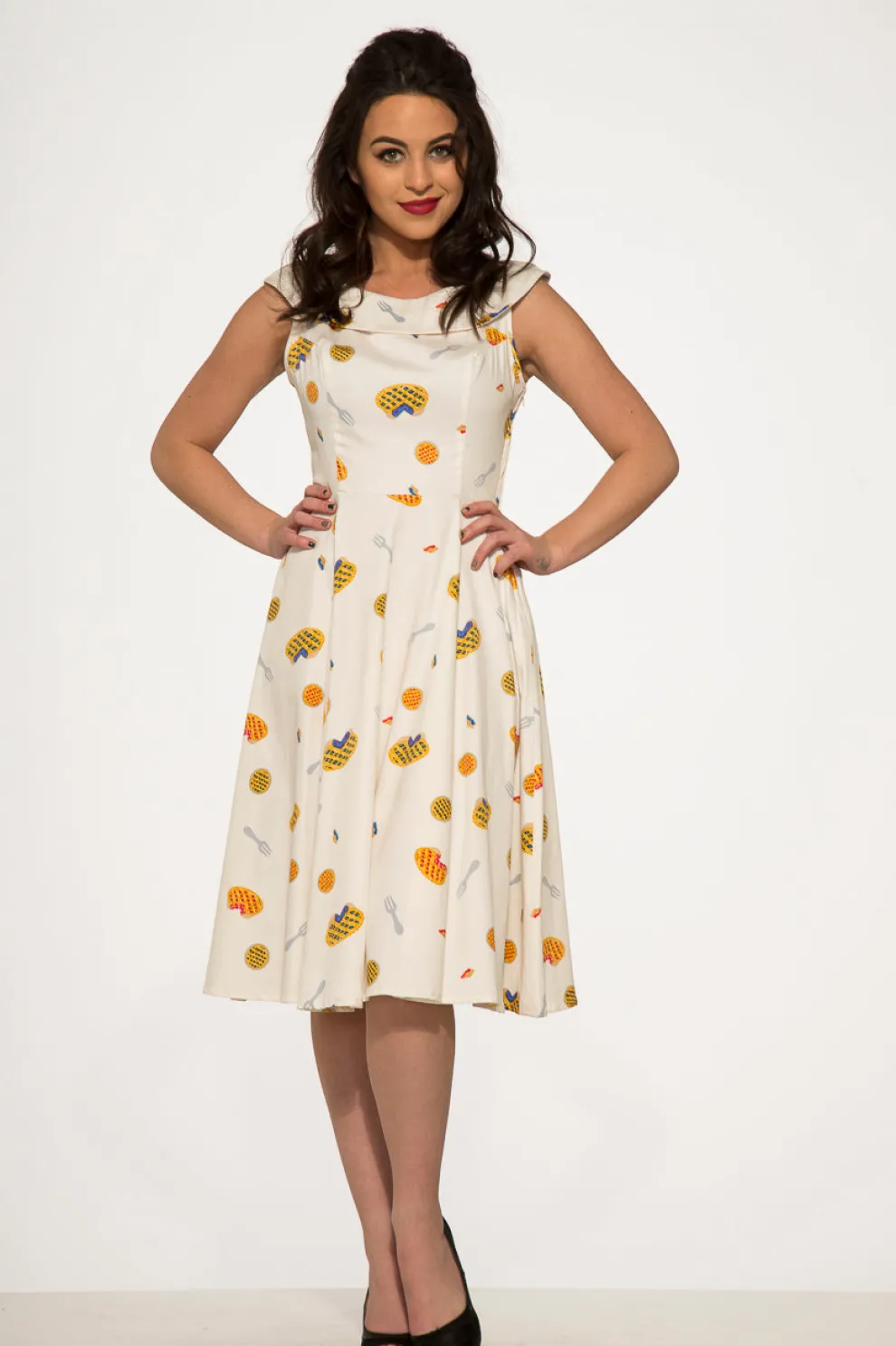 Pie Dress in Off White