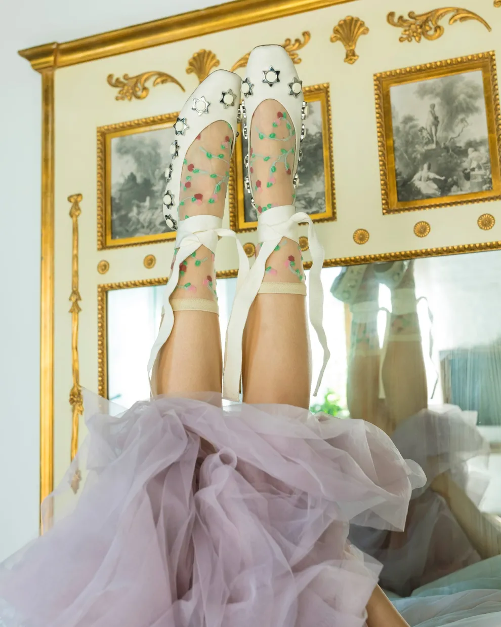 Sheer Rosettes Crew Sock