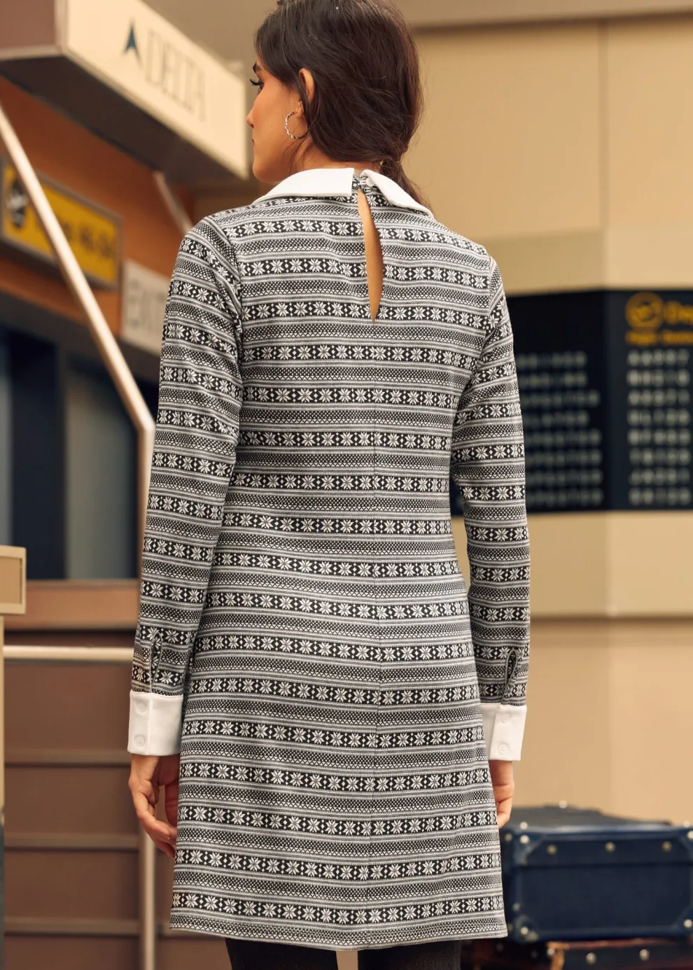 Transitional Timepiece Contrast Collar Shift Dress