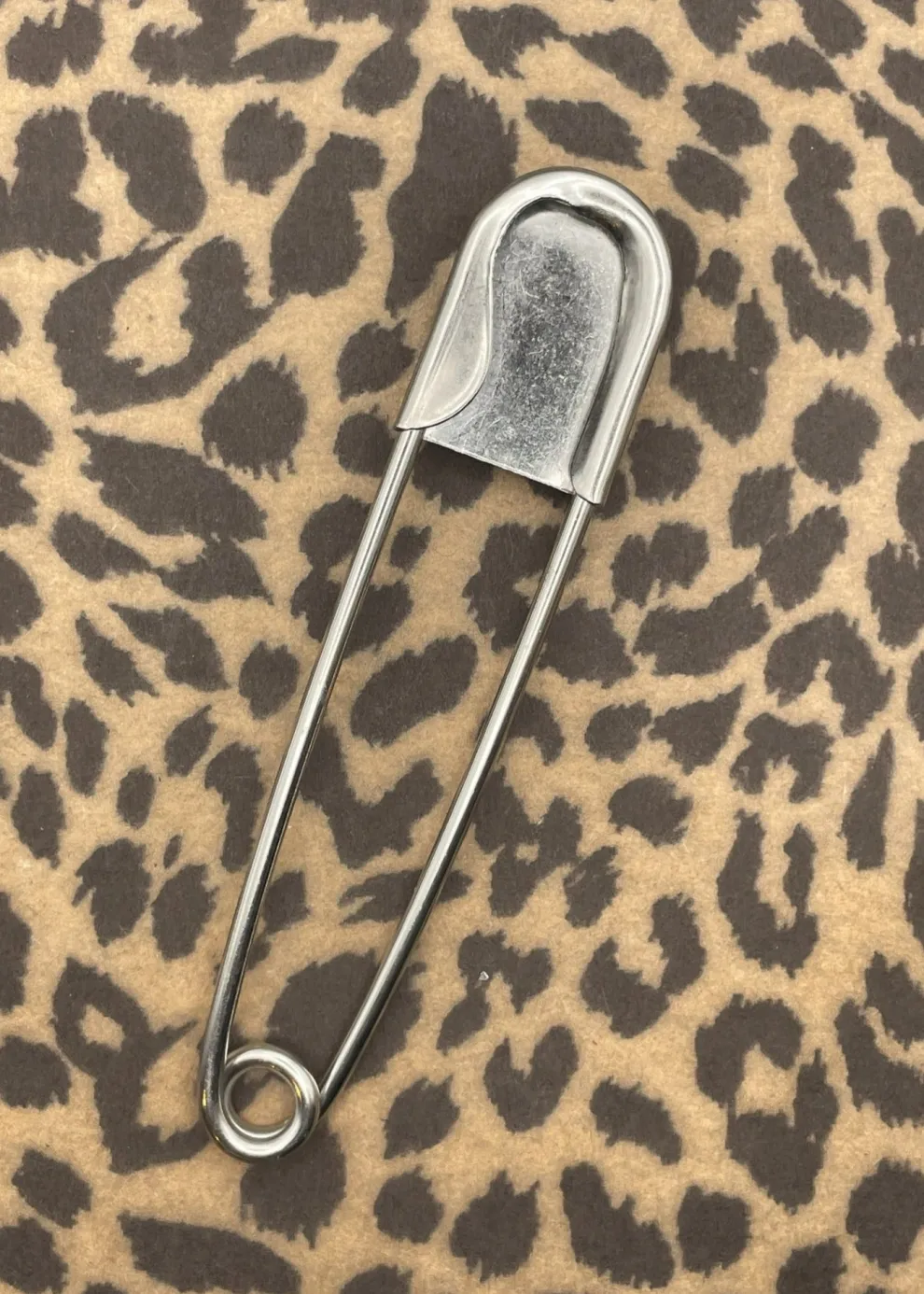 White Buffalo Turquoise Jumbo Safety Pin Keychain